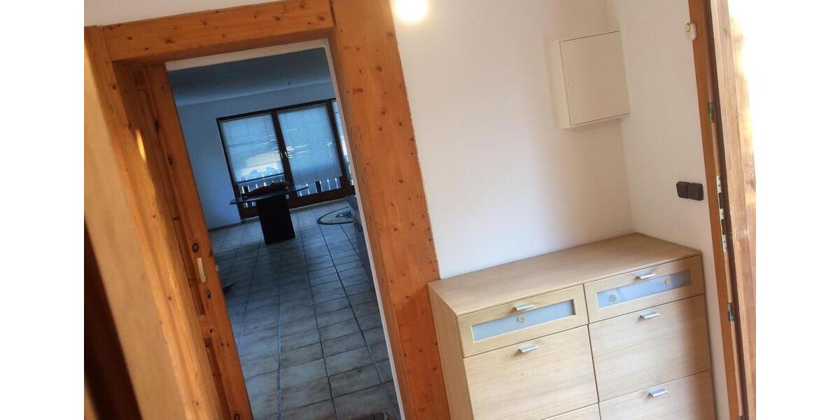 Hochparterre Finnentrop - 1 Zimmer, 62 m&sup2;, 495&euro; | Angebot:26178521