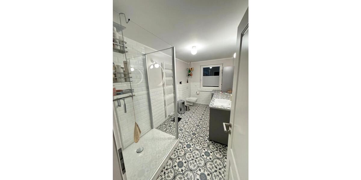 Dachgeschoßwohnung Lüdenscheid Augustenthal - 3 Zimmer, 104 m&sup2;, 800&euro; | Angebot:25157157