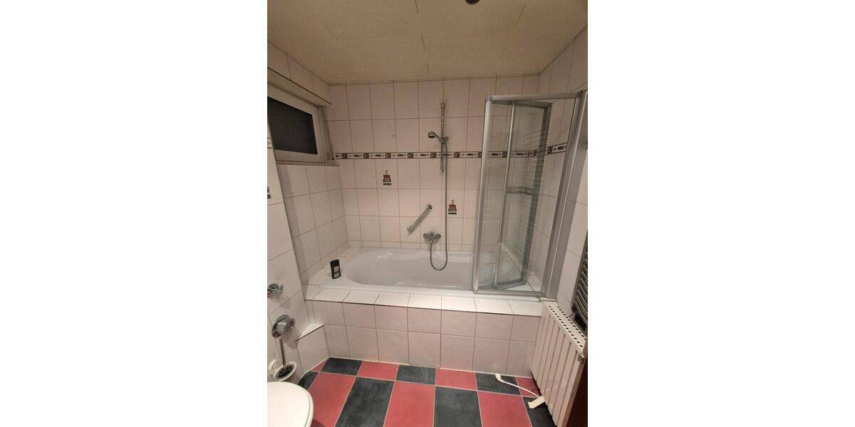 Erdgeschoßwohnung Hemer - 3.5 Zimmer, 77 m&sup2;, 700&euro; | Angebot:25541356