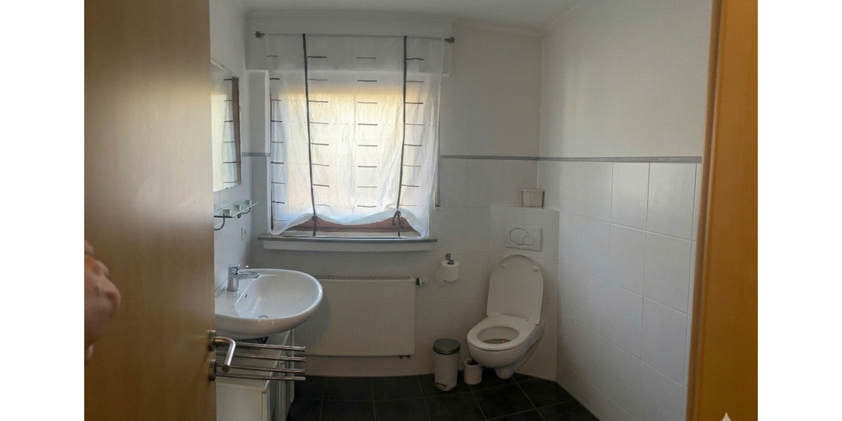 Einfamilienhaus Gummersbach Hepel - 7 Zimmer, 250 m&sup2;, 510.000&euro; | Angebot:25341684