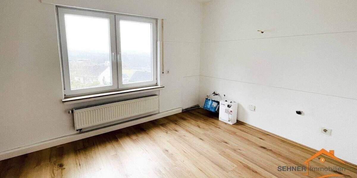 Etagenwohnung Sundern Langscheid - 3 Zimmer, 88 m&sup2;, 780&euro; | Angebot:26595503