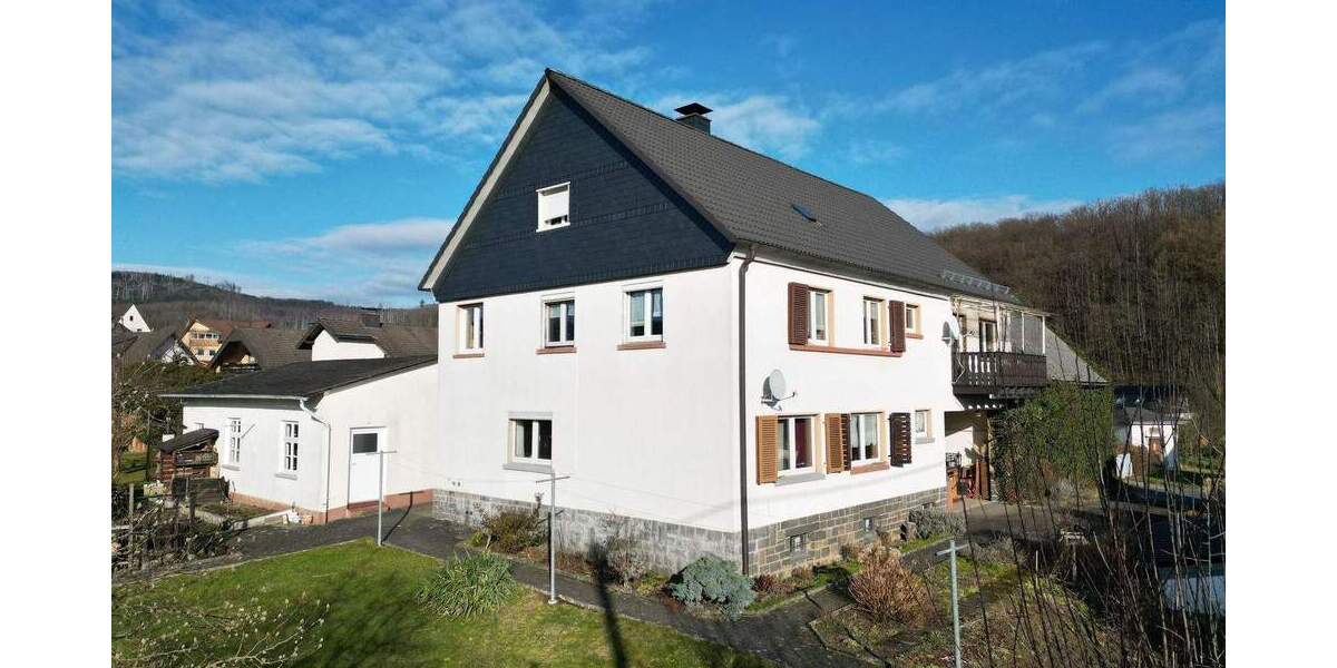 Einfamilienhaus Bergneustadt - 8 Zimmer, 182 m&sup2;, 339.000&euro; | Angebot:25666277