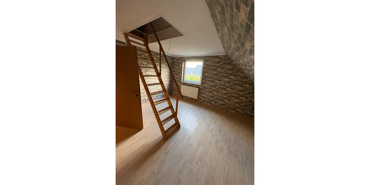 Einfamilienhaus Balve - 4 Zimmer, 120 m&sup2;, 320.000&euro; | Angebot:26537687