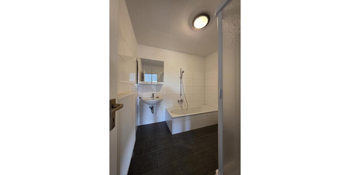 Dachgeschoßwohnung Lüdenscheid Staberg - 2 Zimmer, 58 m&sup2;, 425&euro; | Angebot:26622632
