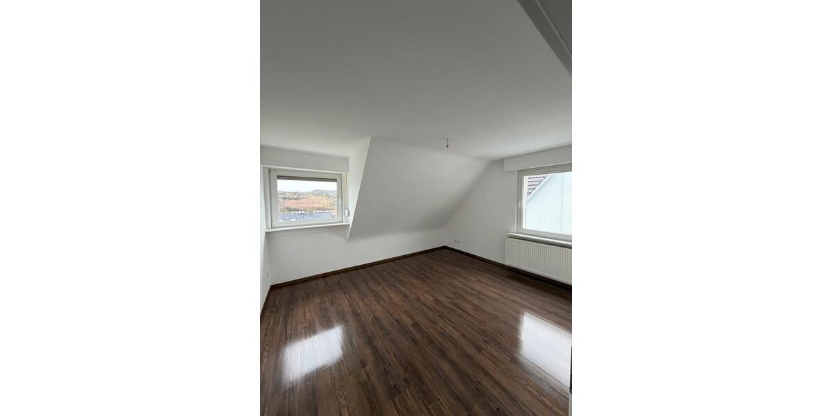 Dachgeschoßwohnung Menden (Sauerland) Berkenhofskamp - 3 Zimmer, 59 m&sup2;, 530&euro; | Angebot:25979605