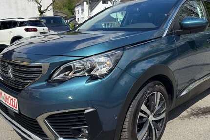 Peugeot 5008 220.000 km 16.999 &euro; Engelskirchen 51766