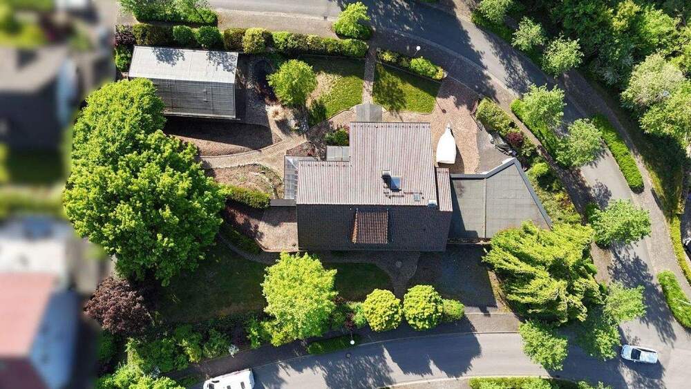 Einfamilienhaus Sundern - 1 Zimmer, 256 m&sup2;, 528.000&euro; | Angebot:25731438