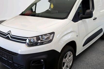 Citroen Berlingo 135.000 km 10.349 &euro; Gummersbach (Zwischen Toom Markt und ATU) 51645