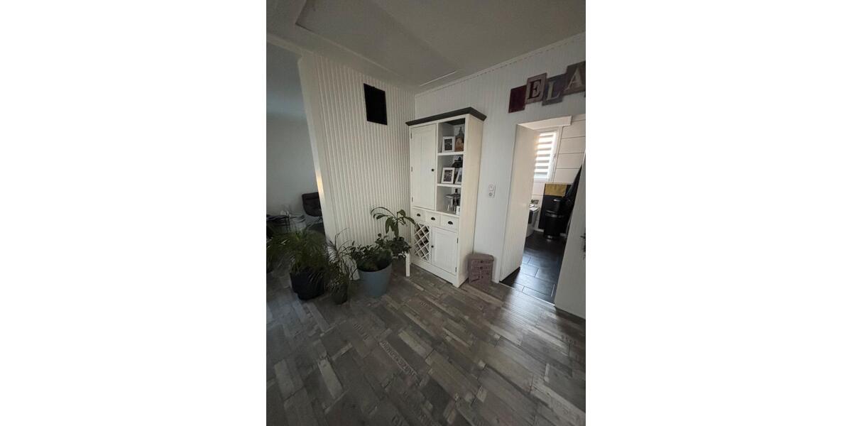 Bungalow Meinerzhagen - 2.5 Zimmer, 100 m&sup2;, 280.000&euro; | Angebot:26051002