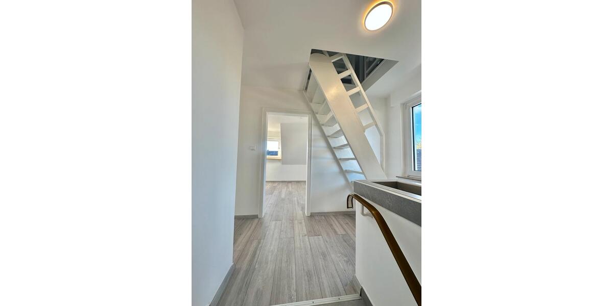 Erdgeschoßwohnung Iserlohn - 5 Zimmer, 105 m&sup2;, 1.400&euro; | Angebot:25405195