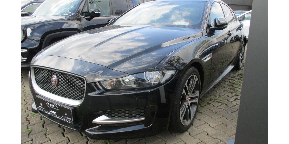 Jaguar XE 140.500 km 14.900 &euro; Schwerte 58239