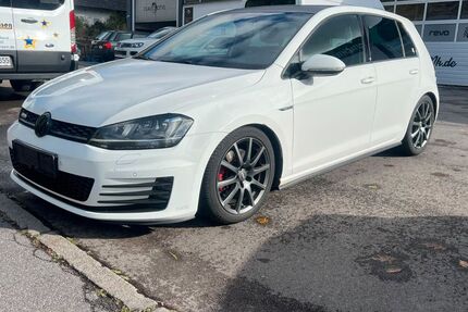 VW Golf 187.000 km 10.700 &euro; Lüdenscheid 58511
