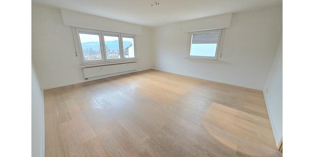 Erdgeschoßwohnung Herscheid - 4 Zimmer, 100 m&sup2;, 700&euro; | Angebot:25257002