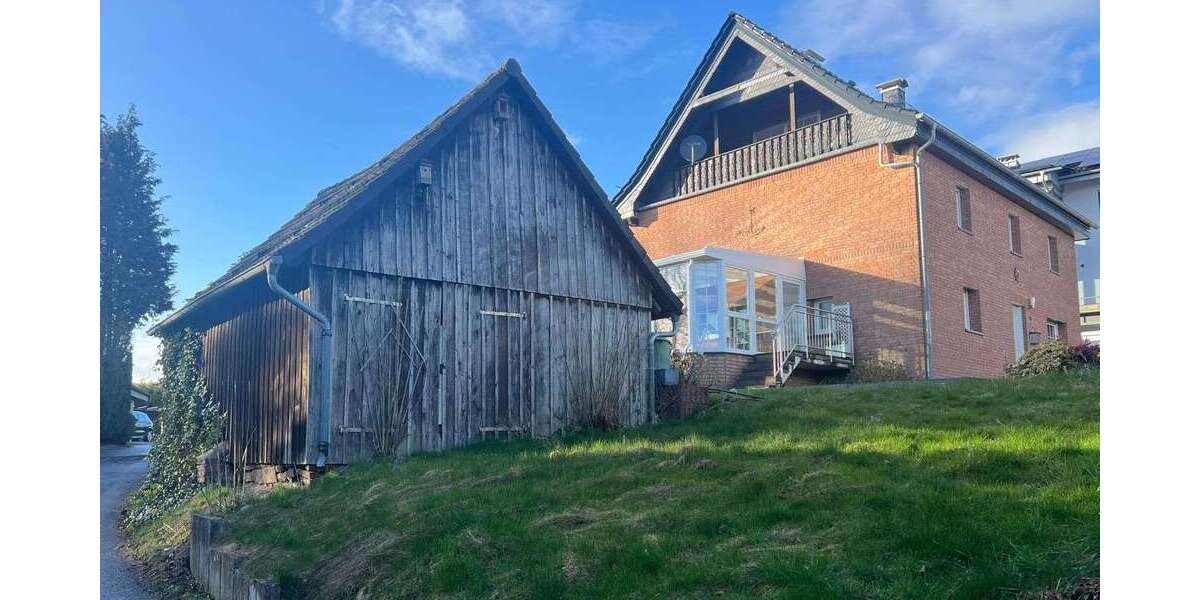 Einfamilienhaus Wipperfürth - 5 Zimmer, 227 m&sup2;, 2.500&euro; | Angebot:25984714