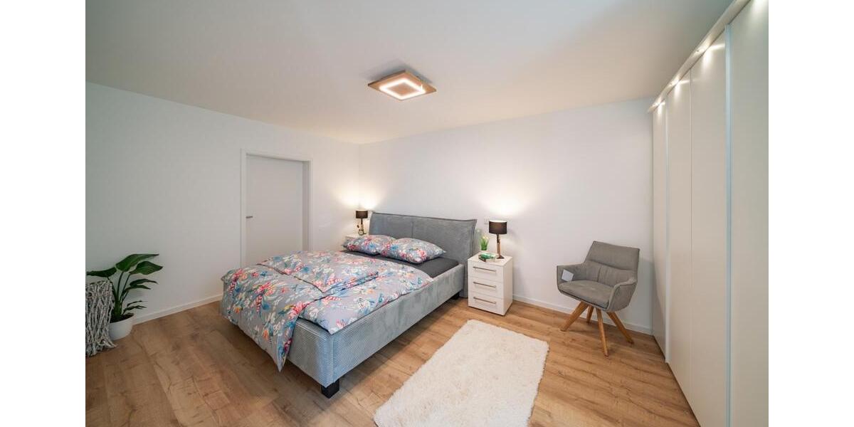 Etagenwohnung Meinerzhagen - 2 Zimmer, 100 m&sup2;, 1.200&euro; | Angebot:25918617