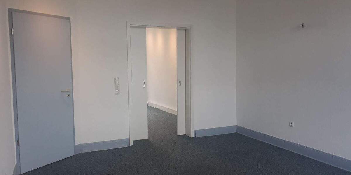 Gewerbeobjekt Lüdenscheid Staberg - 1 Zimmer, 1.221&euro; | Angebot:25728938