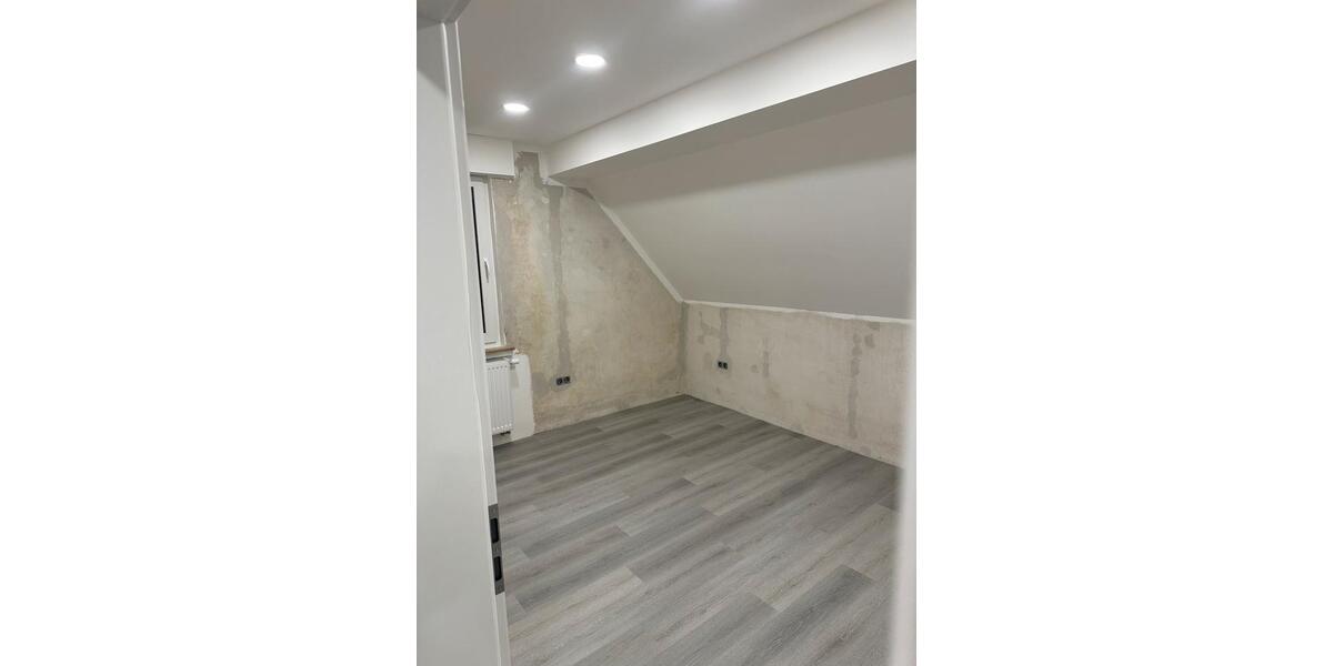 Dachgeschoßwohnung Marienheide - 3 Zimmer, 69 m&sup2;, 530&euro; | Angebot:25921596