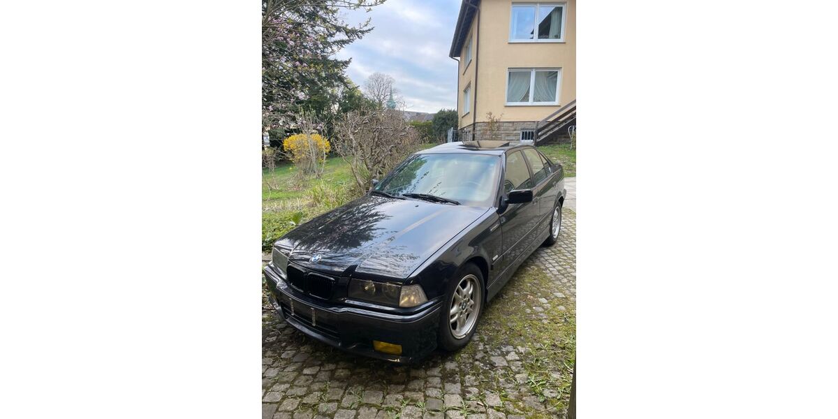 BMW 320 285.000 km 5.000 &euro; Schalksmühle 58579