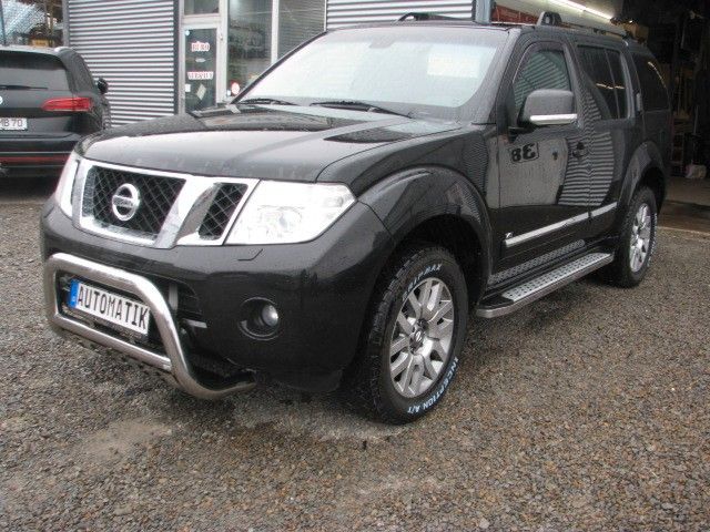 Nissan Pathfinder 137.500 km 25.700 &euro; Radevormwald 42477