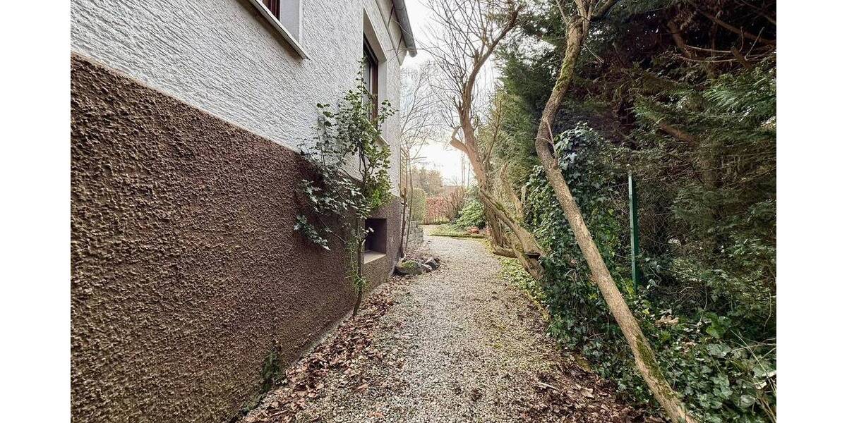 Einfamilienhaus Menden Mitte - 5 Zimmer, 105 m&sup2;, 198.000&euro; | Angebot:26108178