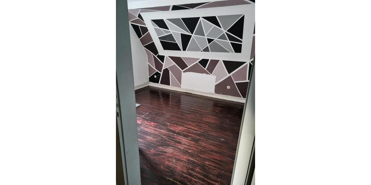 Dachgeschoßwohnung Altena - 4 Zimmer, 80 m&sup2;, 400&euro; | Angebot:25933430