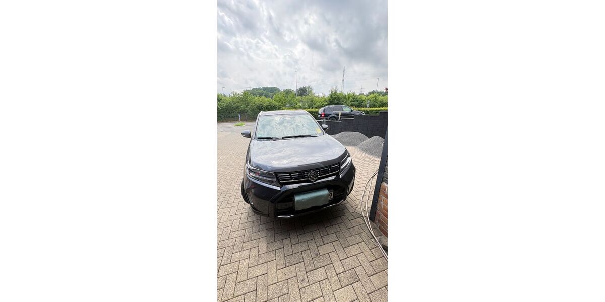 Suzuki Vitara 13.190 km 25.000 &euro; Gummersbach 51645