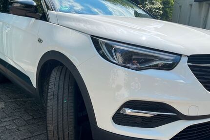 Opel Grandland (X) 60.100 km 21.350 &euro; Gummersbach 51643