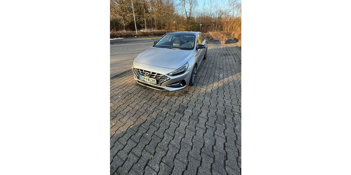 Hyundai i30 196.999 km 10.899 &euro; Hemer 58675