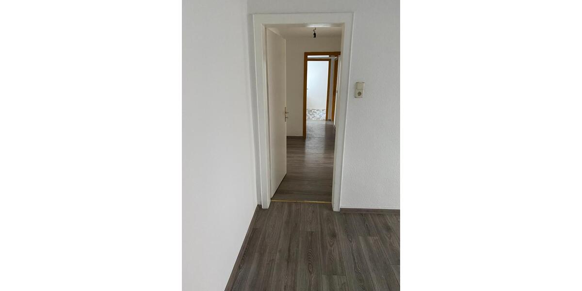 Dachgeschoßwohnung Lüdenscheid Staberg - 3 Zimmer, 60 m&sup2;, 420&euro; | Angebot:26085226