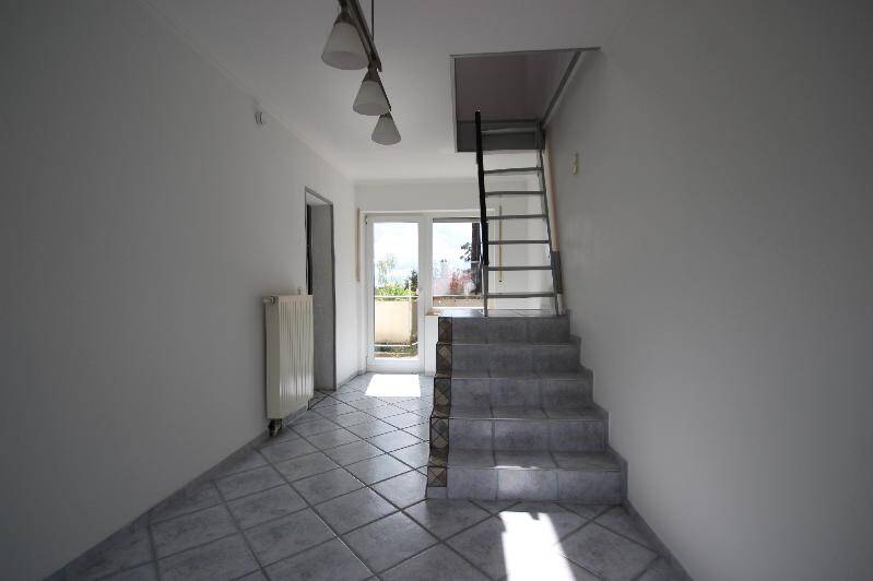 Etagenwohnung Gummersbach Berghausen - 6 Zimmer, 130 m&sup2;, 269.000&euro; | Angebot:25690106