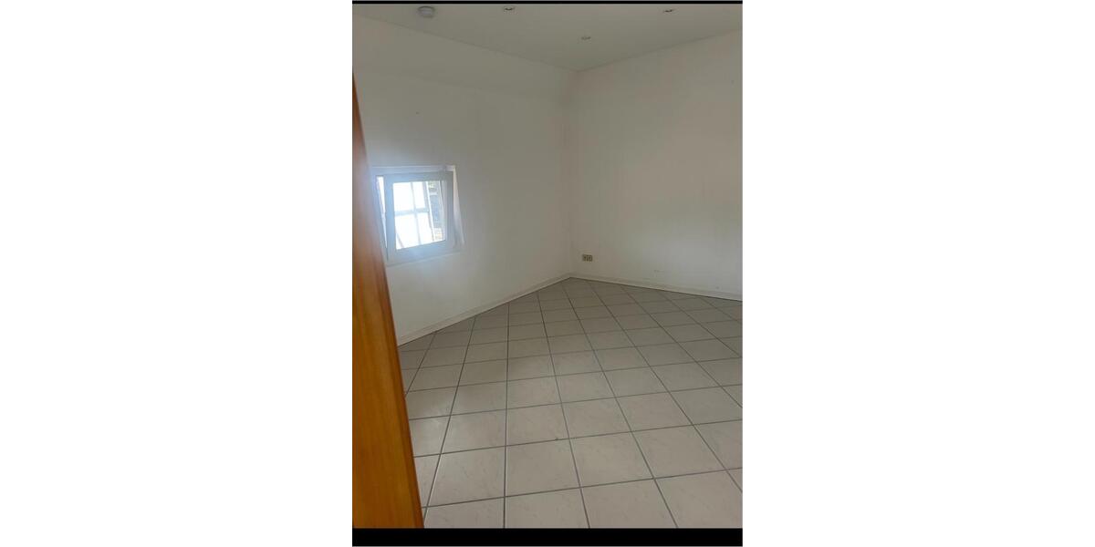 Maisonettenwohnung Reichshof - 2 Zimmer, 122 m&sup2;, 1.180&euro; | Angebot:26253483