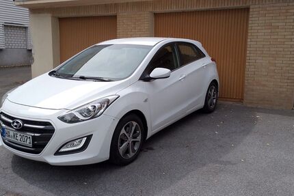 Hyundai i30 66.300 km 8.200 &euro; Hagen 58135