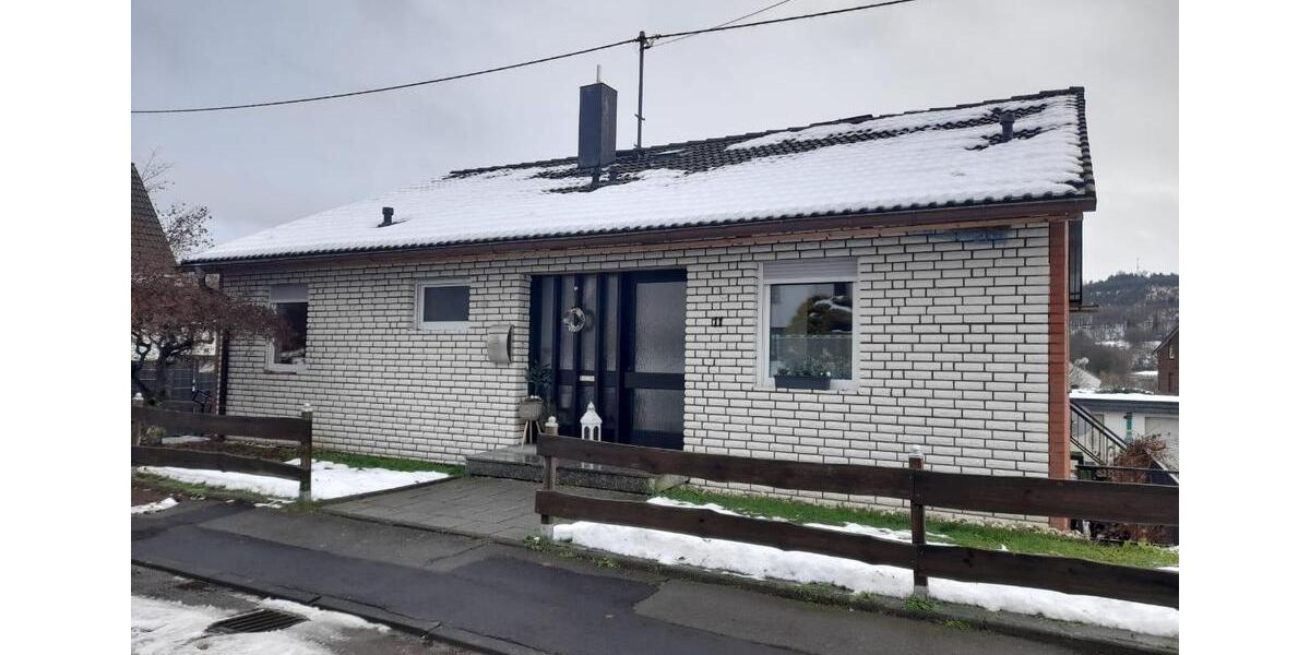 Erdgeschoßwohnung Bergneustadt - 5 Zimmer, 104 m&sup2;, 1.750&euro; | Angebot:26009203