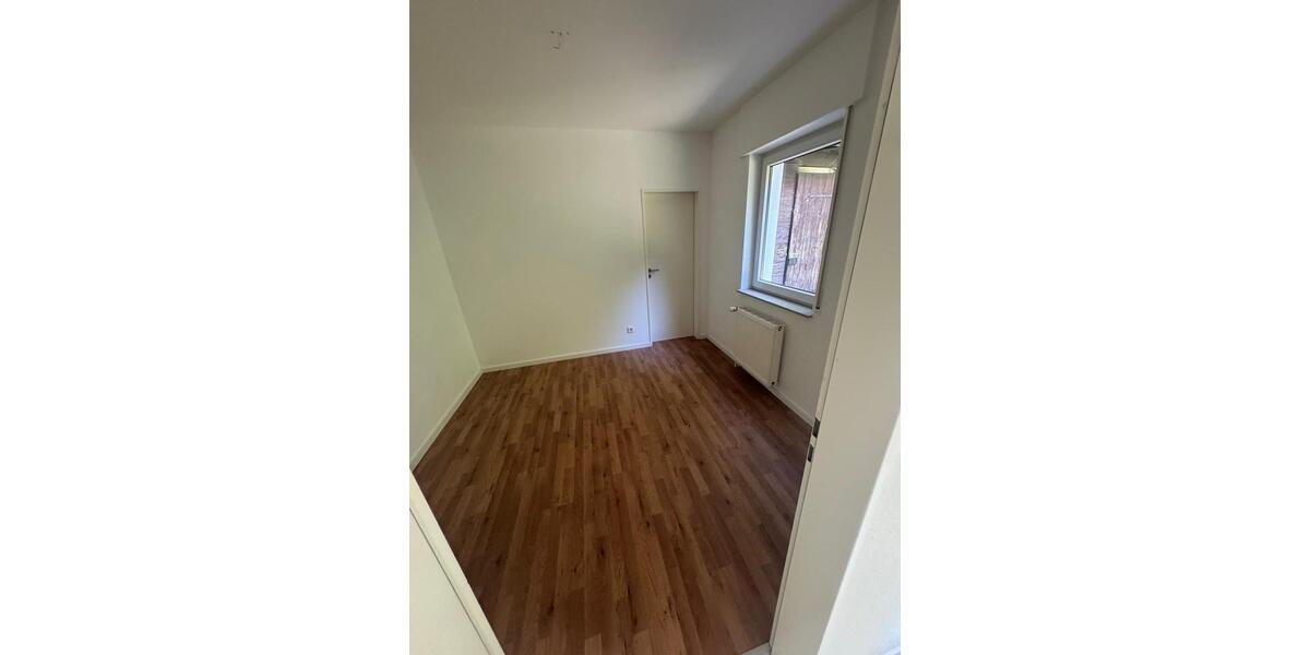 Etagenwohnung Sundern (Sauerland) - 2 Zimmer, 45 m&sup2;, 600&euro; | Angebot:24382881