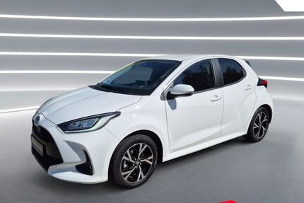 Toyota Yaris 5.211 km 22.990 &euro; Gummersbach 51645