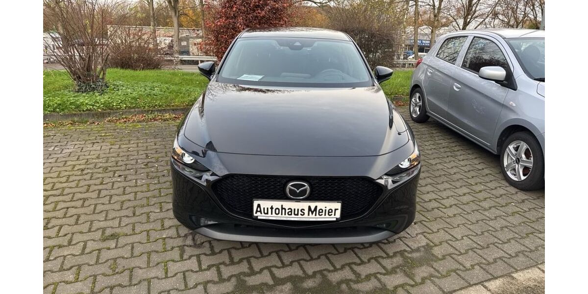 Mazda 3 25.563 km 17.490 &euro; Lüdenscheid 58513