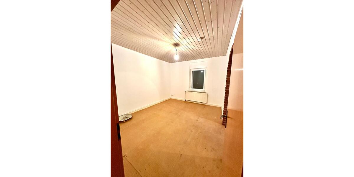 Etagenwohnung Lüdenscheid Othlinghausen - 5 Zimmer, 120 m&sup2;, 800&euro; | Angebot:26096495