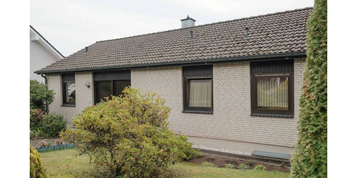 Einfamilienhaus Bergneustadt - Wiedenest Wiedenest - 7 Zimmer, 210 m&sup2;, 245.000&euro; | Angebot:26036624