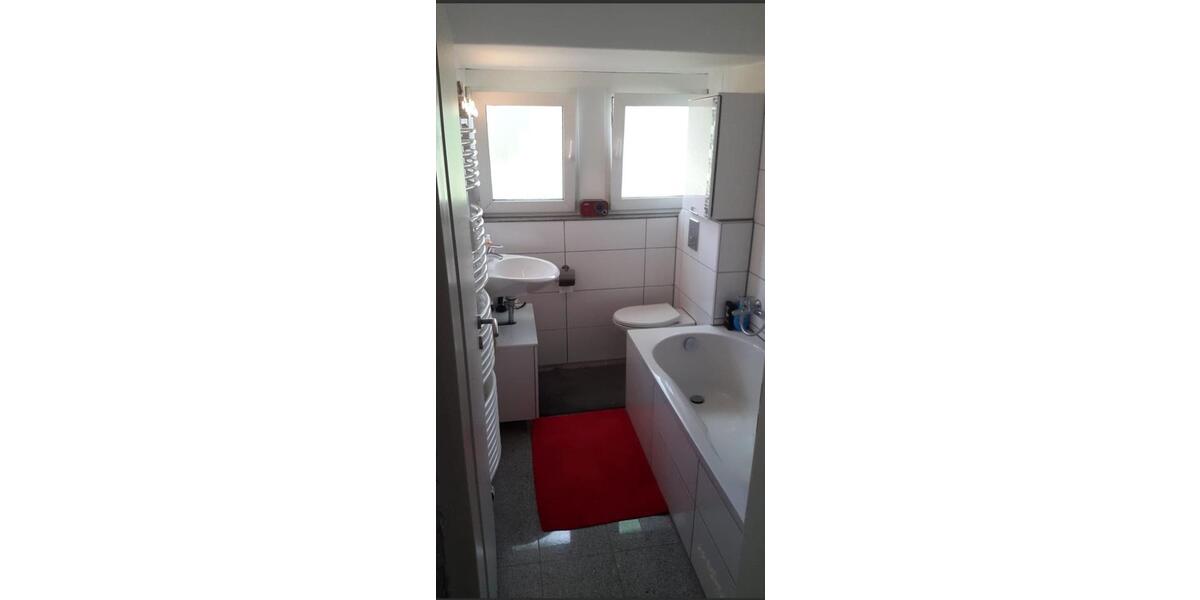 Dachgeschoßwohnung Schwerte - 3 Zimmer, 50 m&sup2;, 500&euro; | Angebot:26040988