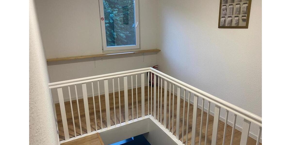 Reihenhaus Finnentrop - 8 Zimmer, 230 m&sup2;, 1.840&euro; | Angebot:26420072