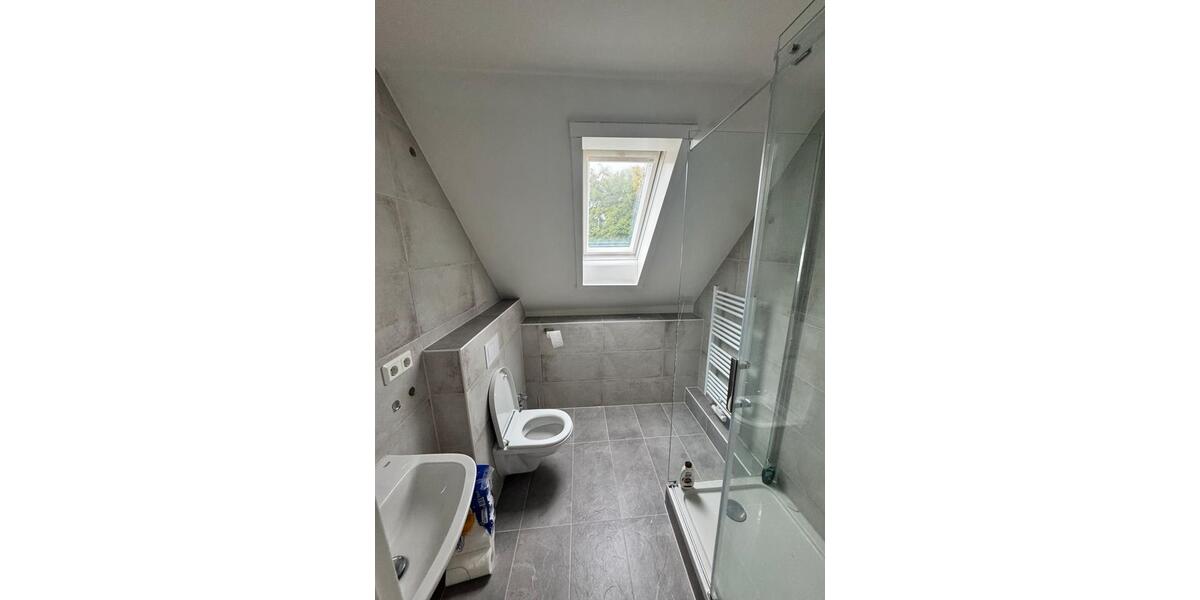 Dachgeschoßwohnung Lüdenscheid Othlinghausen - 3.5 Zimmer, 70 m&sup2;, 550&euro; | Angebot:26646010