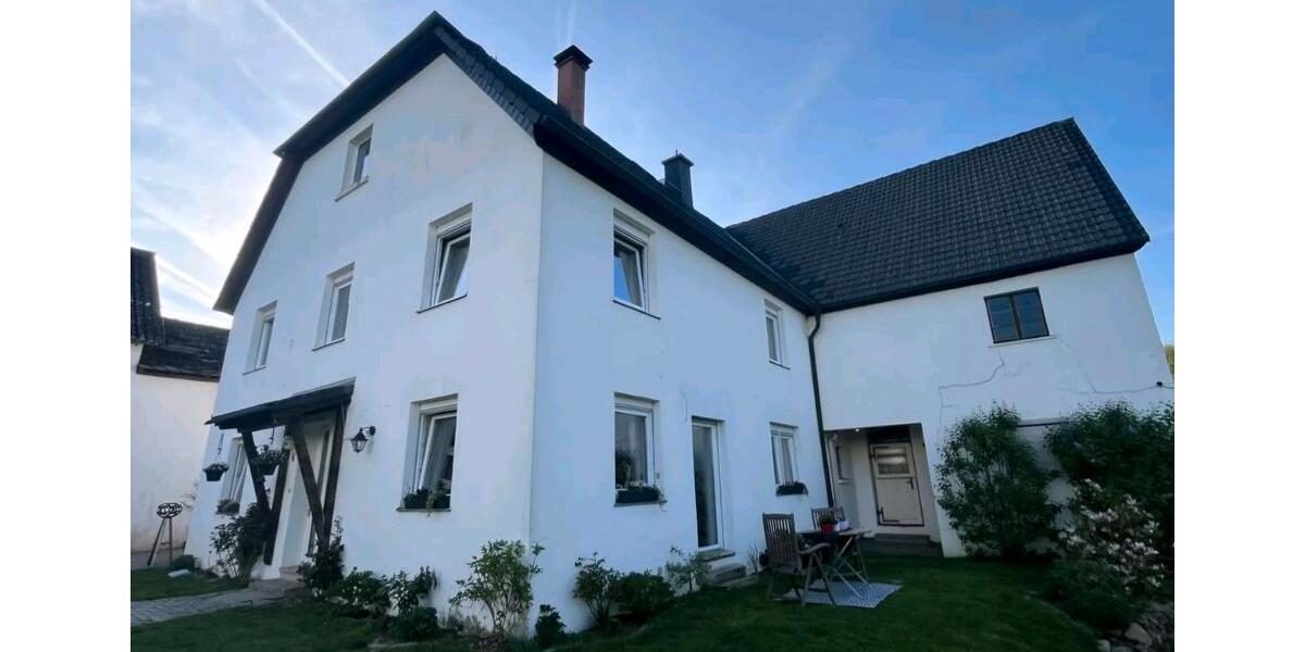 Bauernhaus, Landhaus Meinerzhagen - 4 Zimmer, 160 m&sup2;, 575.000&euro; | Angebot:27066487