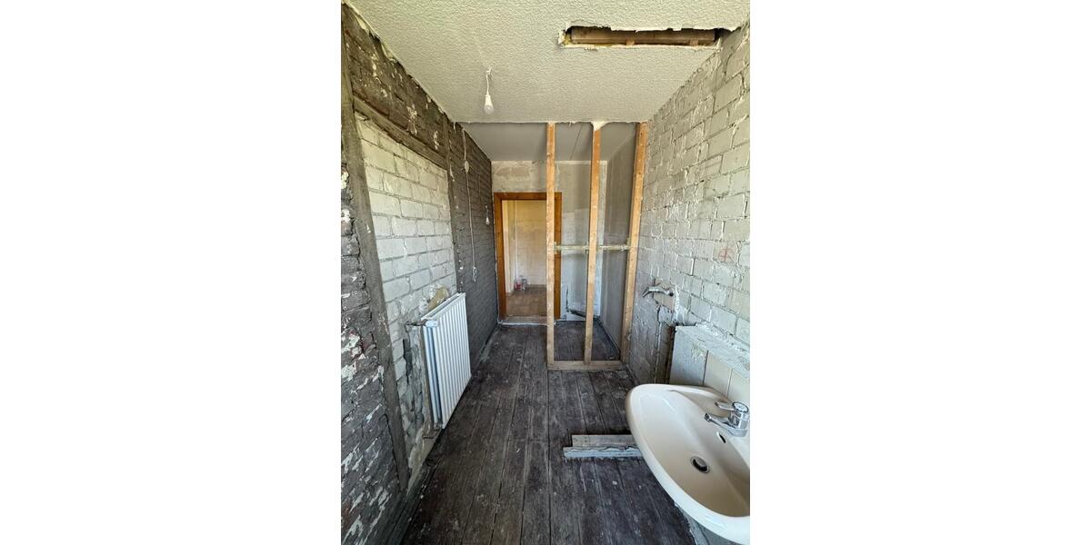 Etagenwohnung Menden (Sauerland) Berkenhofskamp - 6 Zimmer, 167 m&sup2;, 240.000&euro; | Angebot:26610251