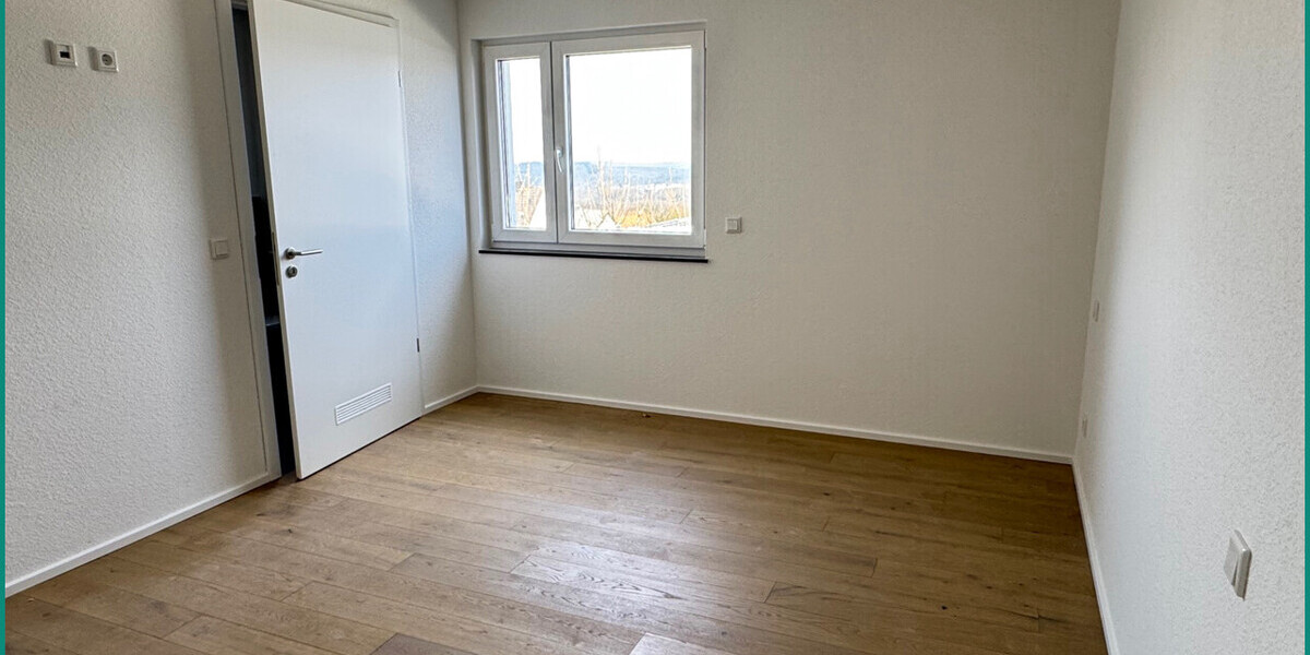 NEUBAU-ERSTBEZUG: MODERNE 3-ZIMMER-WOHNUNG MIT AUFZUG, GROSSEM BALKON UND PKW-STELLPLATZ IN RADEVORM - Etagenwohnung Radevormwald | Angebot:26818182