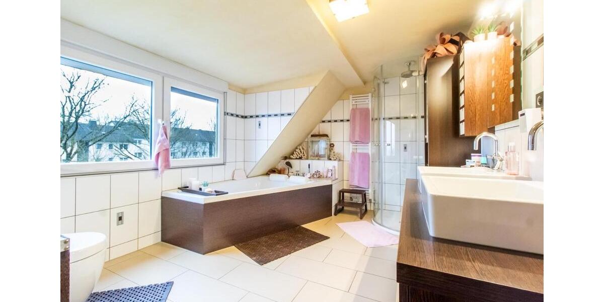 Maisonettenwohnung Hagen Hagen-Mitte - 5 Zimmer, 150 m&sup2;, 1.450&euro; | Angebot:26648381