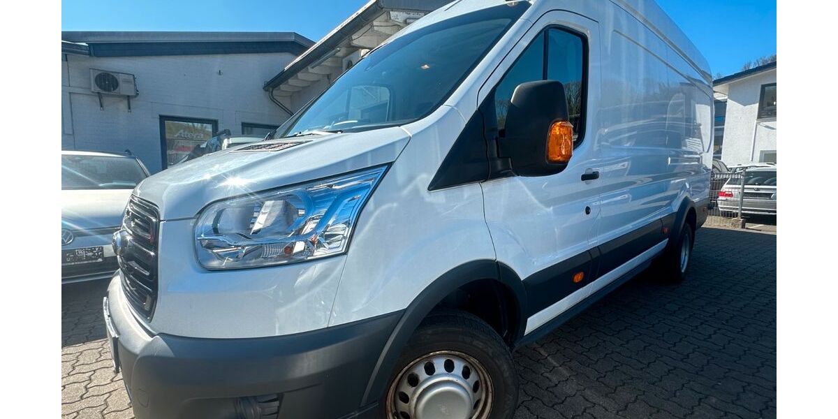 Ford Transit 70.000 km 16.949 &euro; Gummersbach (Zwischen Toom Markt und ATU) 51645
