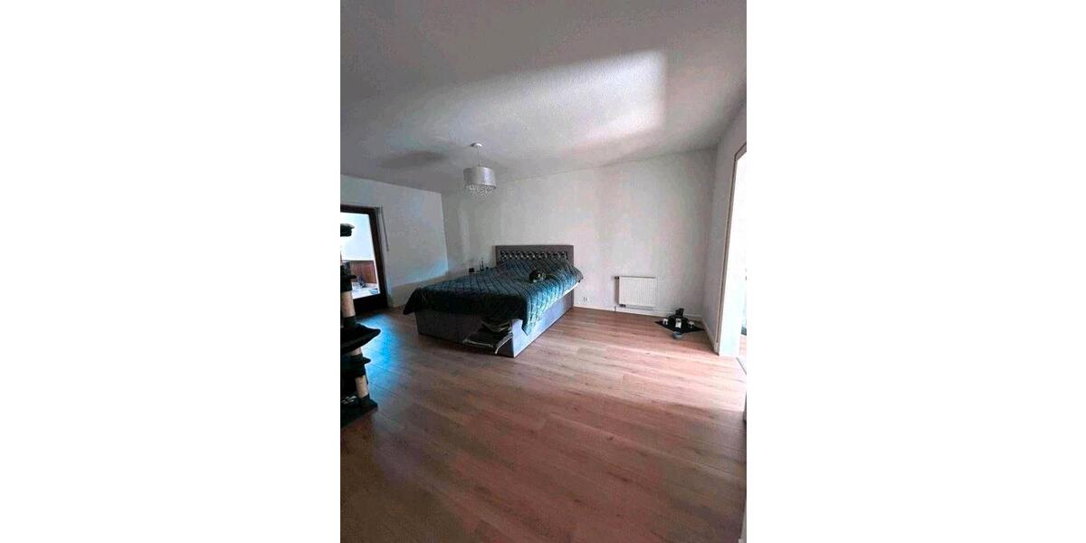 Etagenwohnung Gummersbach Berstig Süd - 4 Zimmer, 100 m&sup2;, 950&euro; | Angebot:25921613