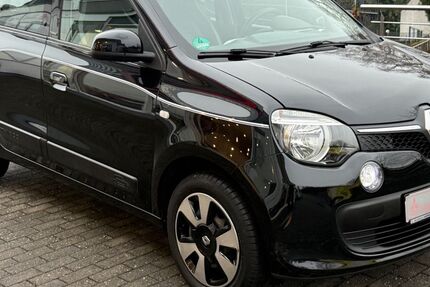 Renault Twingo 87.379 km 8.666 &euro; Radevormwald 42477