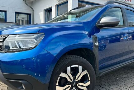 Dacia Duster 24.000 km 17.449 &euro; Gummersbach (Zwischen Toom Markt und ATU) 51645