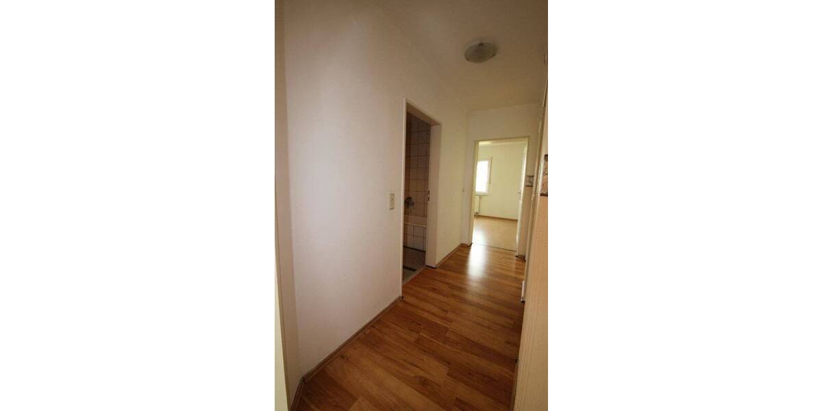 Etagenwohnung Gummersbach Berghausen - 6 Zimmer, 130 m&sup2;, 269.000&euro; | Angebot:25690106